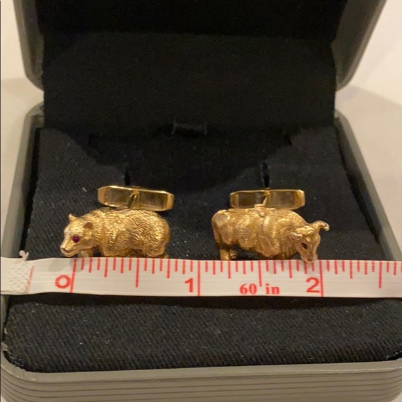TOURNEAU 14K GOLD HEAVY BULL & BEAR CUFFLINKS WITH REAL RUBY EYES - Picture 8 of 10